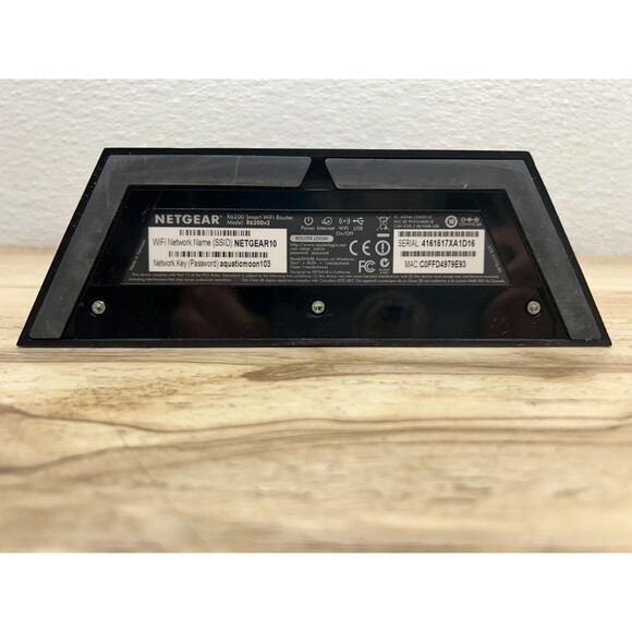 Netgear R6200 Smart AC 1200 Wi-Fi Router Dual Band 4 Ports USB 2.4 & 5 GHz - Picture 12 of 16